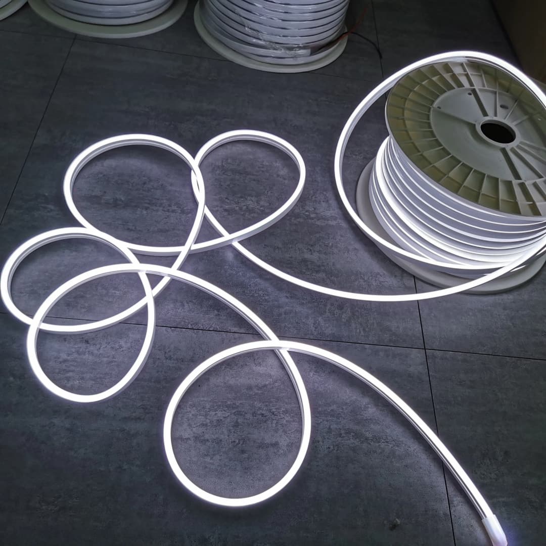 Luno 220 WOLT BEYAZ POWER LEDLİ NEON TAK ÇALIŞTIR FİŞLİ ÖLÇÜ SEÇENEKLİ