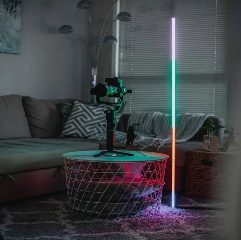 Auralux Akıllı ARGB LED Lambader – Kumandalı, 56 Işık Modu ve 4 Sabit Renk - 120 Cm