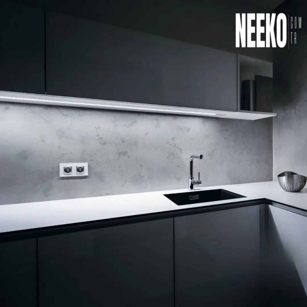 Luno 220 WOLT BEYAZ POWER LEDLİ NEON TAK ÇALIŞTIR FİŞLİ ÖLÇÜ SEÇENEKLİ