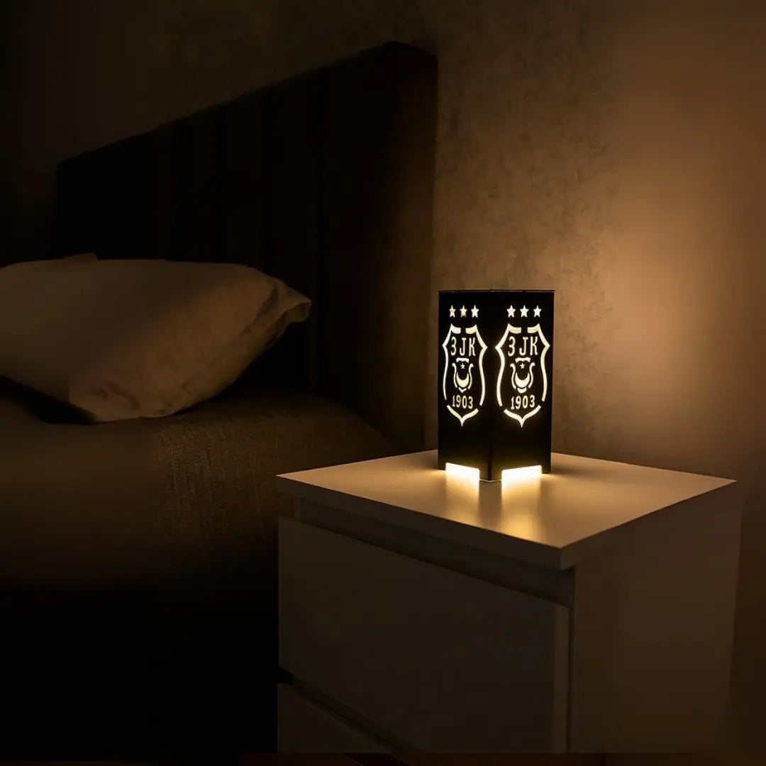 Siyah Beyaz LED Işıklı BJK Masa Lambası  Dekoratif Gece Lambası Beşiktaş