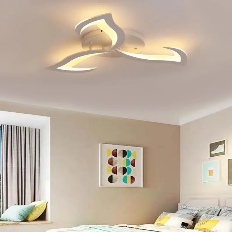 Lotus 3'lü Beyaz Plafonyer Ultra Günışığı Ledli Avize