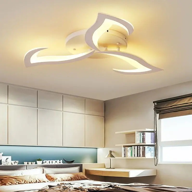 Lotus 3'lü Beyaz Plafonyer Ultra Günışığı Ledli Avize