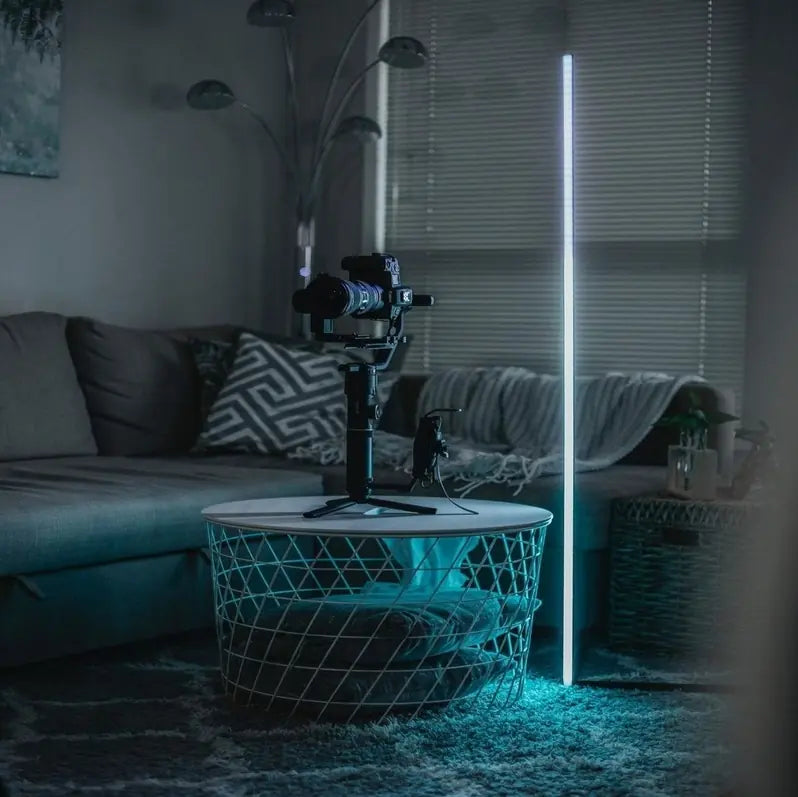 Auralux Akıllı ARGB LED Lambader – Kumandalı, 56 Işık Modu ve 4 Sabit Renk - 120 Cm