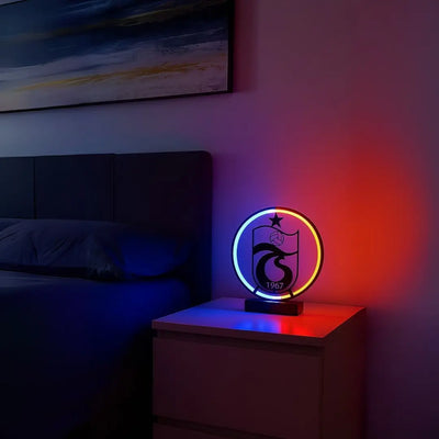 Bordo Mavi Trabzon LED Masa Lambası – T S Figürlü Özel Tasarım